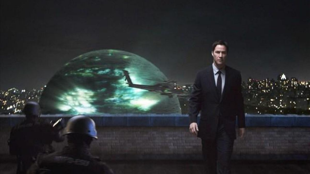 Klaatu camina alejándose de la esfera
